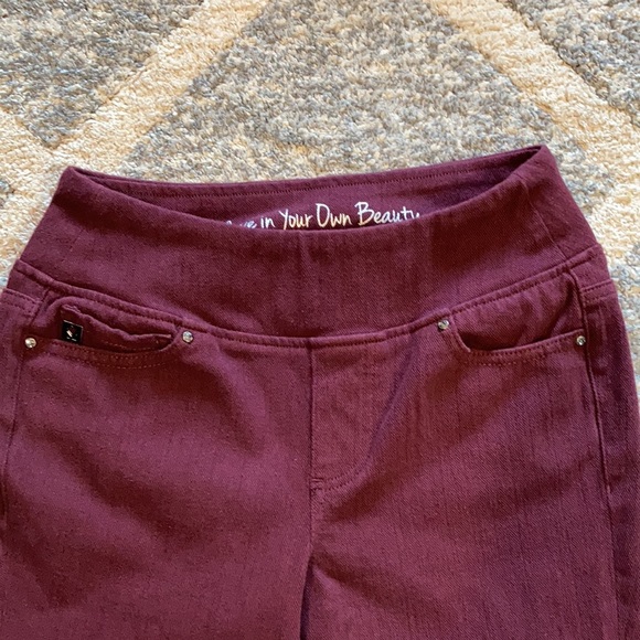 *NWOT Women's Flexibelle | Petite | Ankle Cuffed Jeans - Picture 4 of 6